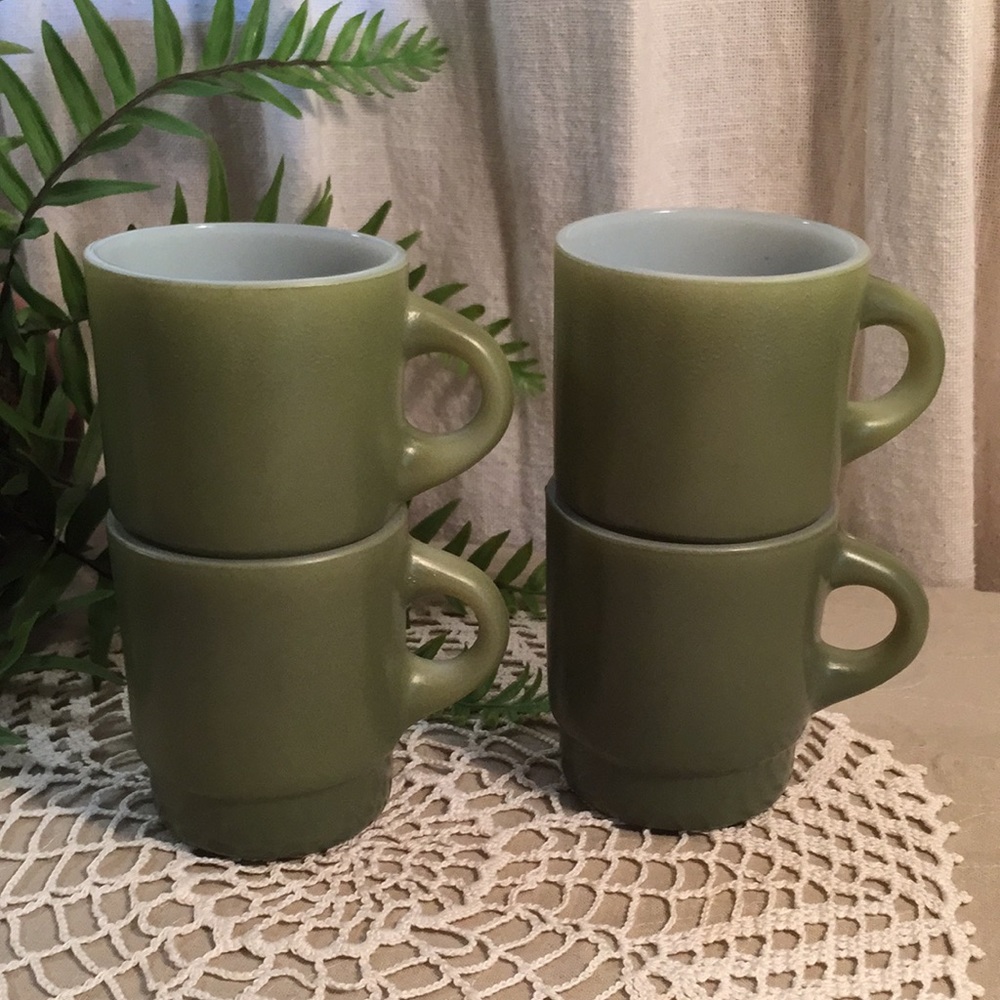 Vintage Fire King Mugs Set Of 4 - Picture 6 of 8